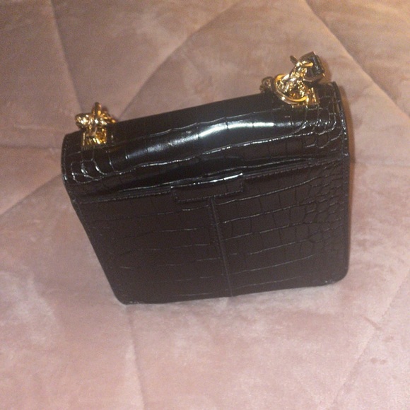 Black Kors Shoulder Bag - Picture 4 of 7